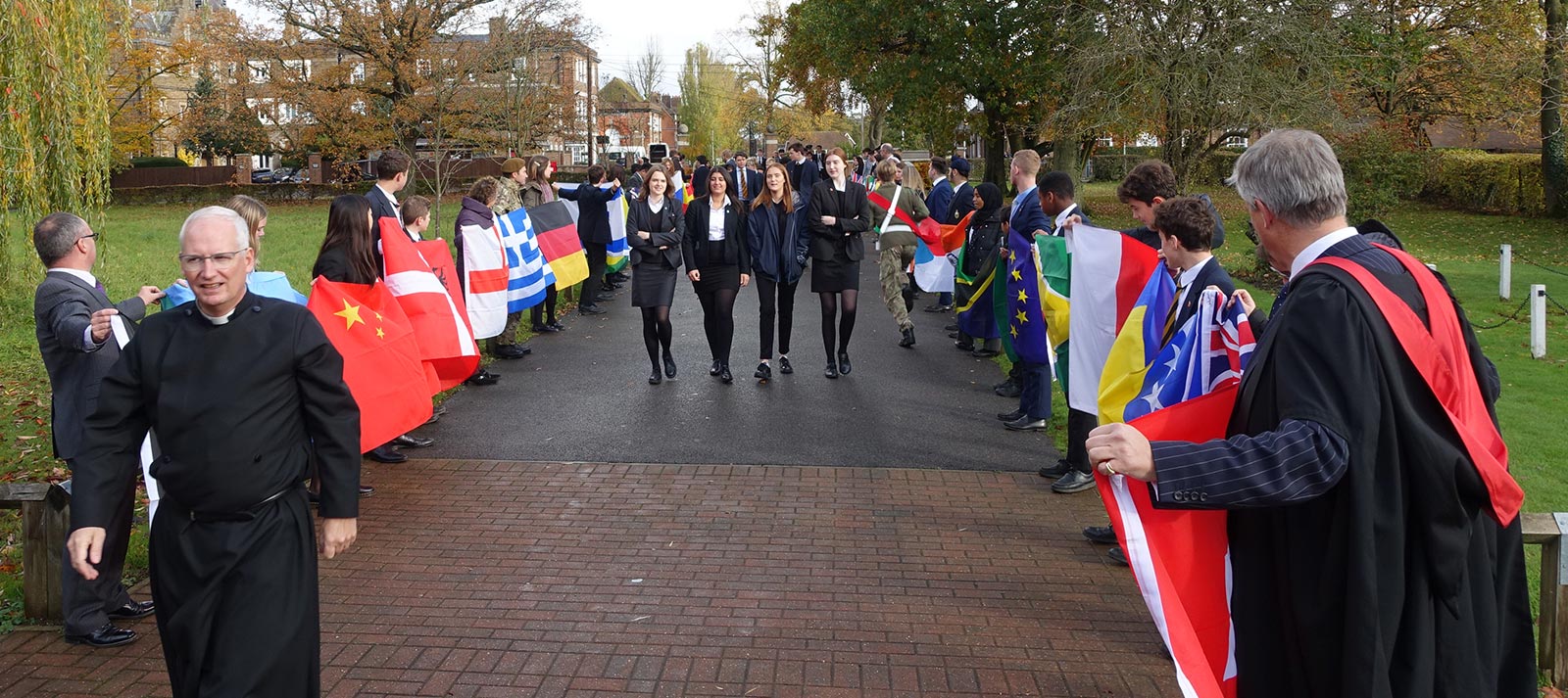 --01featured-image-Remembrance-School